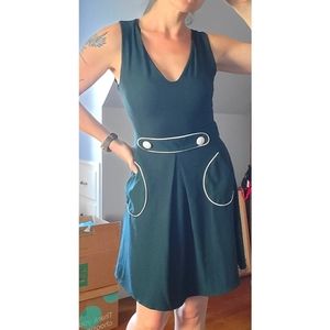 Modcloth Smak Parlour Super Flattering Green Button Vintage style Dress Pockets